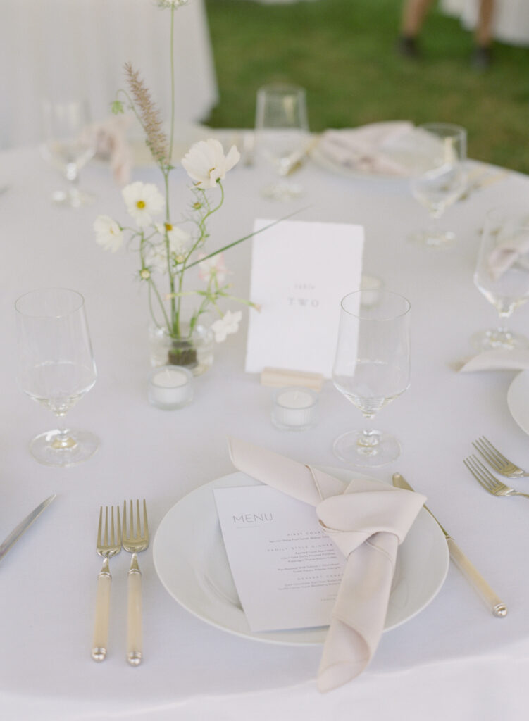 ikebana-inspired table arrangement for a summer seattle wedding